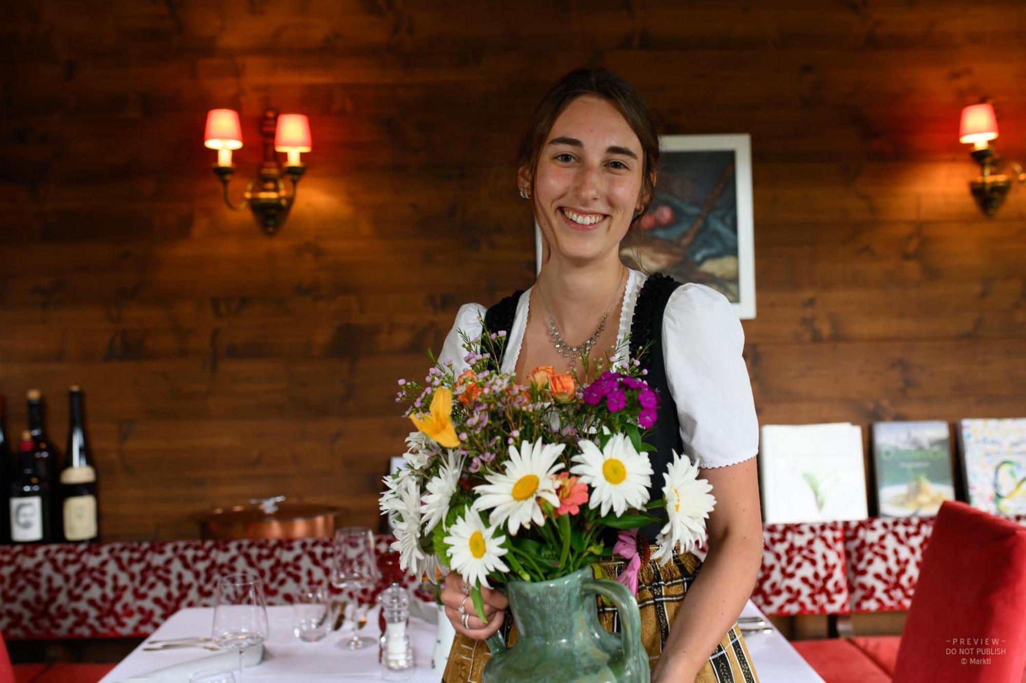 Hotel Zur Post Goldegg Exteriör bild